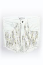 Short_branco_bordados_perolas