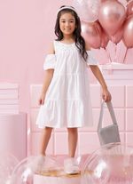 Vestido-Tricoline-Babados-Bordados