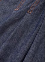 26109-008-6-Jardineira-Jeans-Pregas