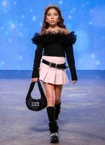 Blusa_canelada_decote_tule