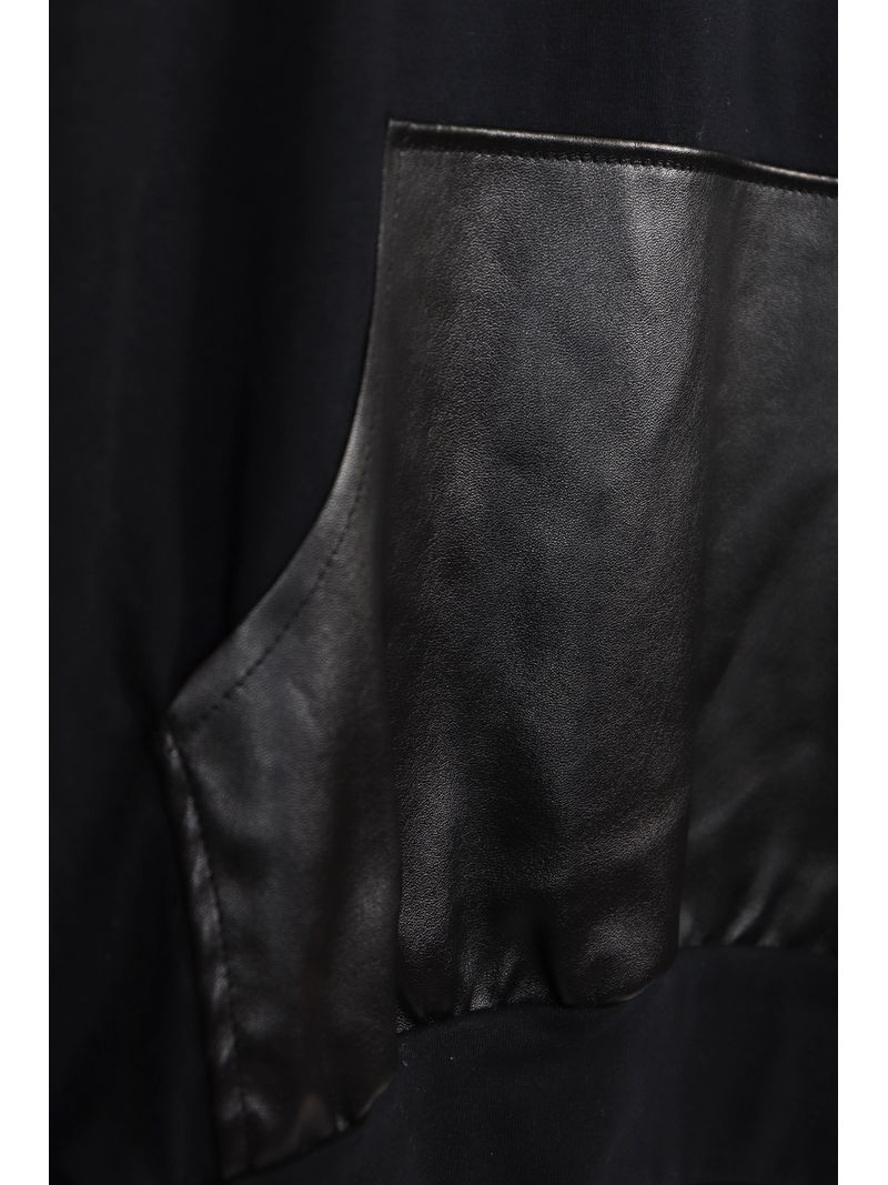 Blusa_Cotton_Canguru_e_capuz_couro