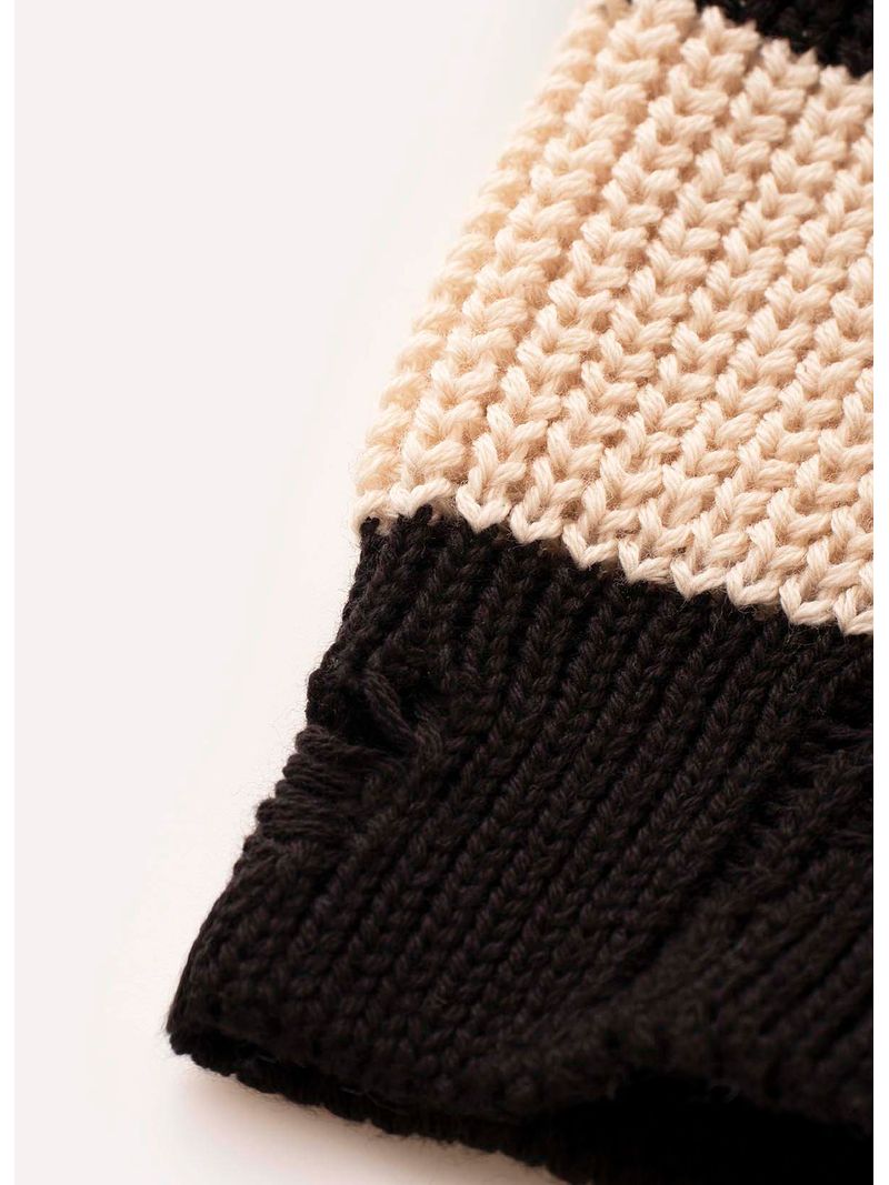 Blusa_Tricot_Listrada_Destroyed