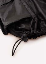 Saia_Short_Corta_Vento_Cargo