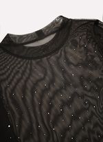 vestido_tule_cristais_sobreposicao_manga_longa