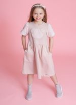 27359-272-01-Vestido-Moletom-Rosto-Urso-Pele-Bordados-Rosa-Seda