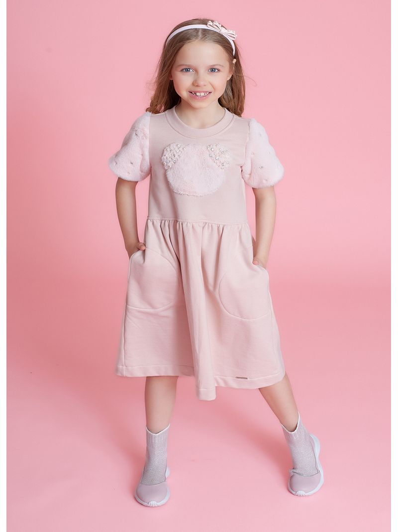 27359-272-01-Vestido-Moletom-Rosto-Urso-Pele-Bordados-Rosa-Seda