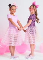 40014-467-4-Blusa-Light-mg-Curta-Estampa-Barbie.jpg