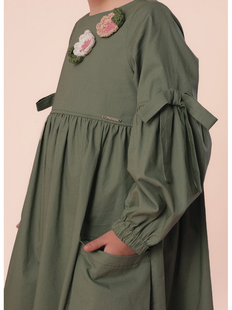 29024-569-3-Vestido-Tricoline-Flores-Croche.jpg