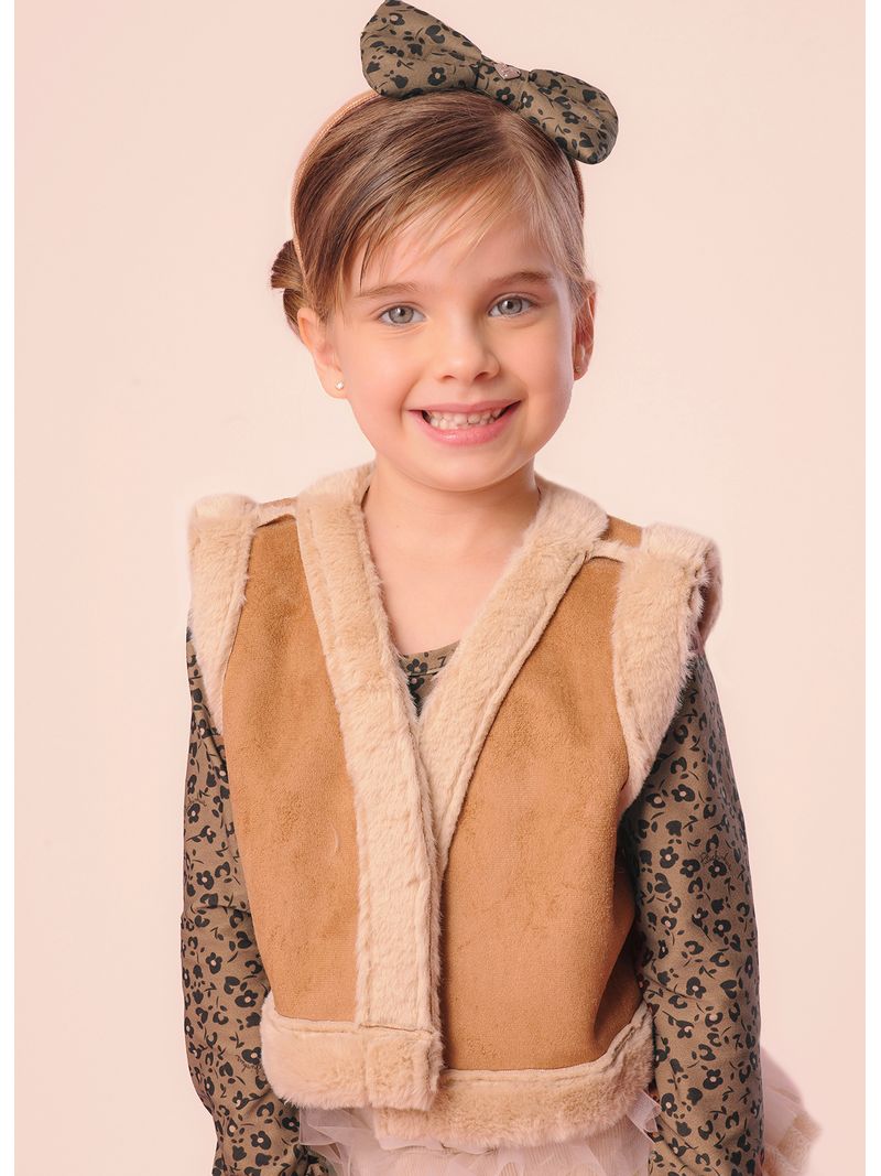 29037-889-3-Colete-Curto-Pele-Com-Suede.jpg